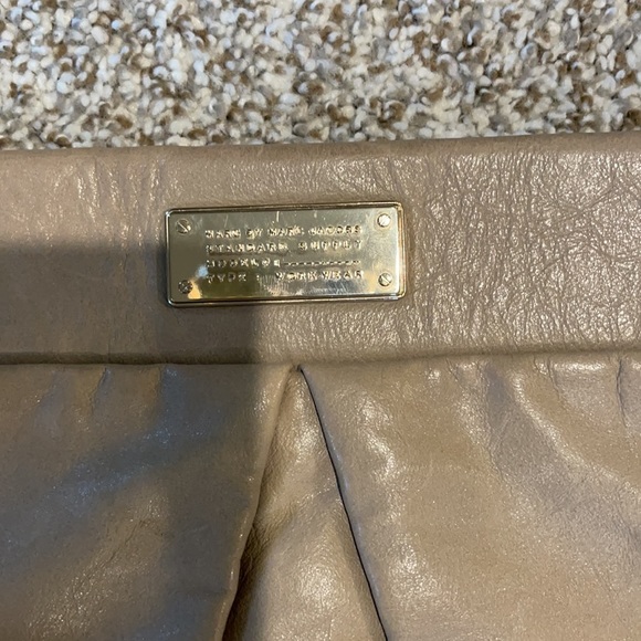 Leather Marc By Marc Jacobs handbag - Picture 2 of 5